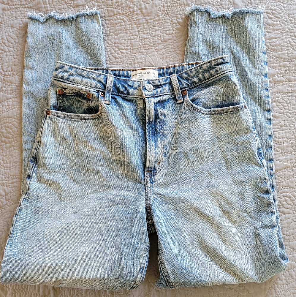 Abercrombie & Fitch Plus Curve Love High Rise Jeans, Size 2